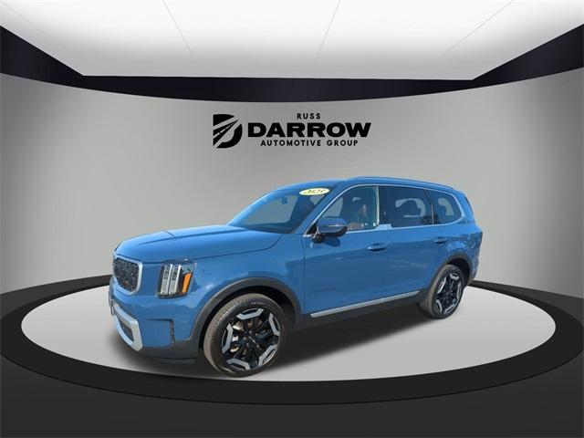 used 2023 Kia Telluride car, priced at $33,596