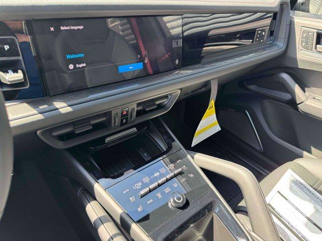 new 2025 Porsche Cayenne car, priced at $159,605