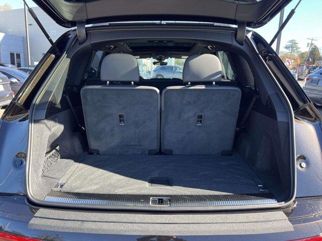 used 2025 Audi Q7 car, priced at $59,999