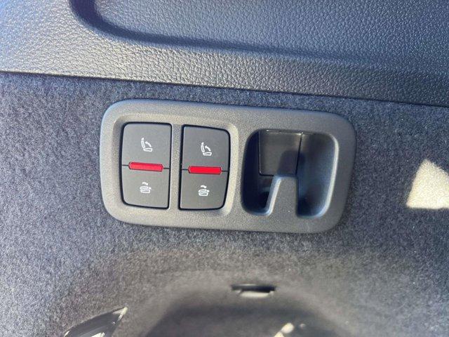 used 2025 Audi Q7 car, priced at $59,999