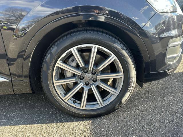 used 2019 Audi Q7 car, priced at $27,999