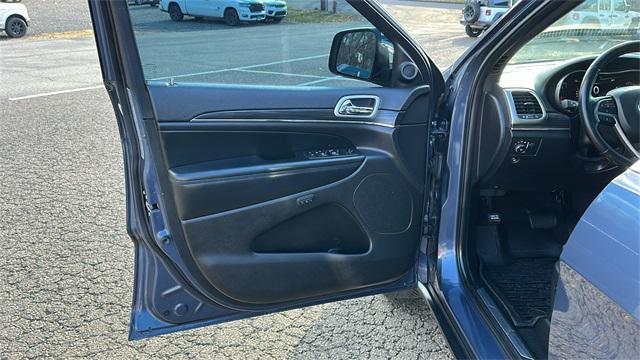 used 2021 Jeep Grand Cherokee car, priced at $24,598