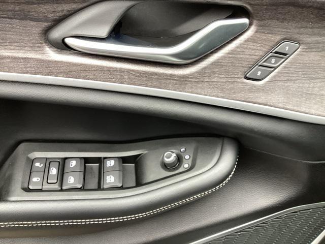 used 2021 Jeep Grand Cherokee L car, priced at $31,990