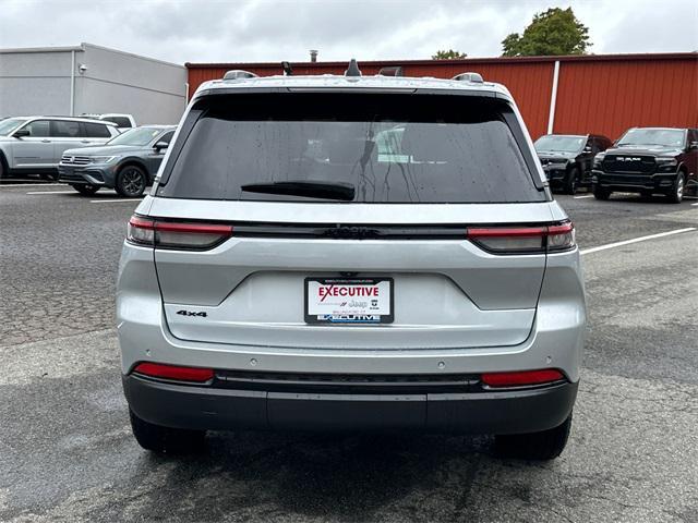 used 2023 Jeep Grand Cherokee car, priced at $31,979