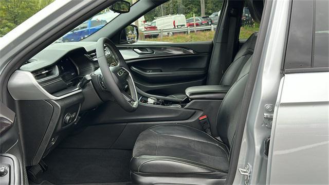 used 2023 Jeep Grand Cherokee car, priced at $31,979