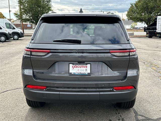 new 2025 Jeep Grand Cherokee car, priced at $46,125