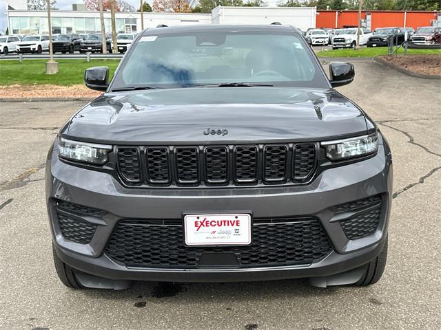 new 2025 Jeep Grand Cherokee car, priced at $46,125