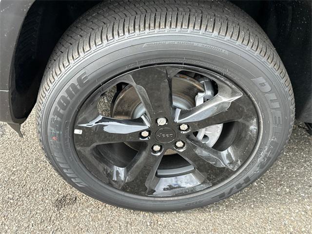 new 2025 Jeep Grand Cherokee car, priced at $46,125