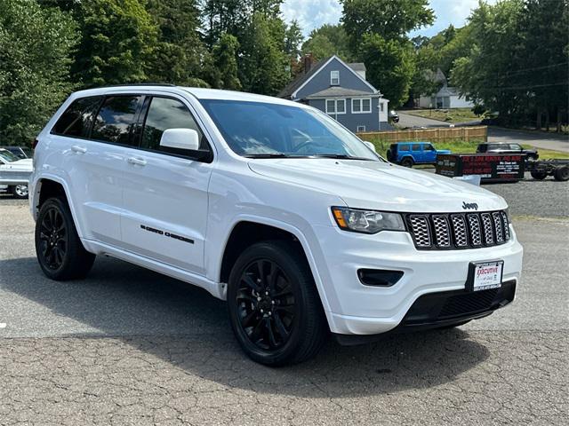 used 2022 Jeep Grand Cherokee car, priced at $31,342