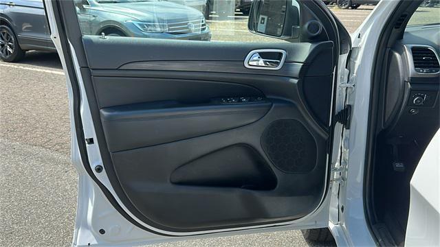 used 2022 Jeep Grand Cherokee car, priced at $31,342