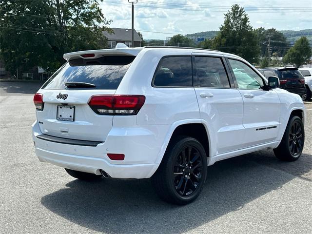 used 2022 Jeep Grand Cherokee car, priced at $31,342