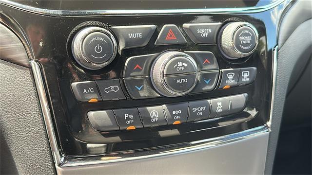 used 2022 Jeep Grand Cherokee car, priced at $31,342