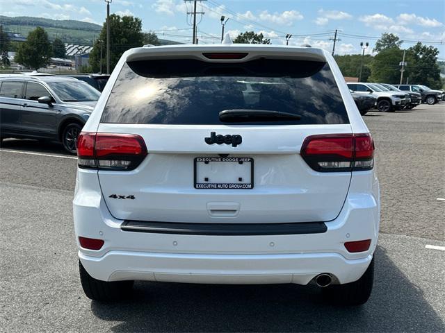 used 2022 Jeep Grand Cherokee car, priced at $31,342