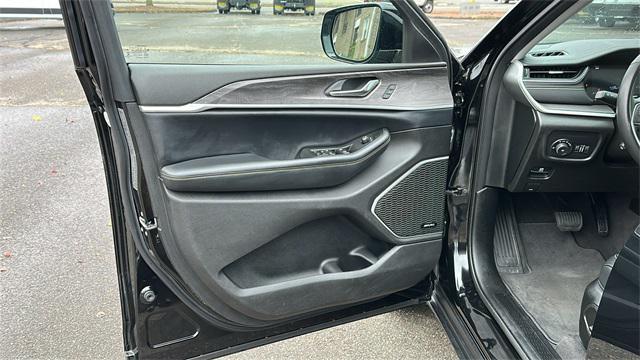 used 2021 Jeep Grand Cherokee L car, priced at $29,978