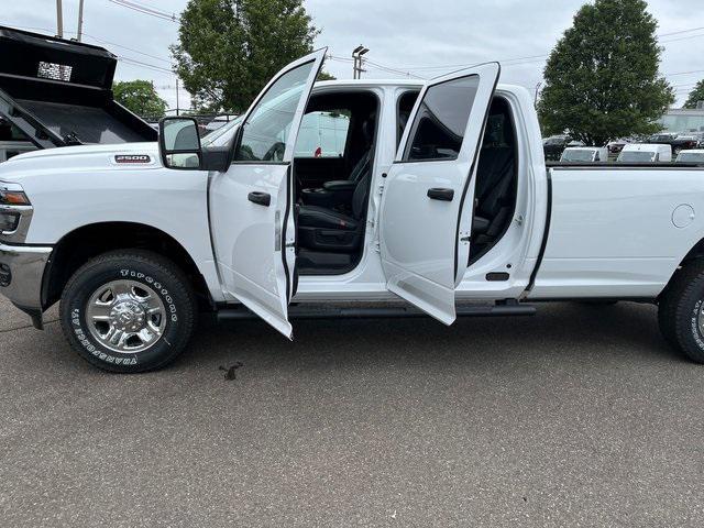 new 2025 Ram 2500 car, priced at $58,560
