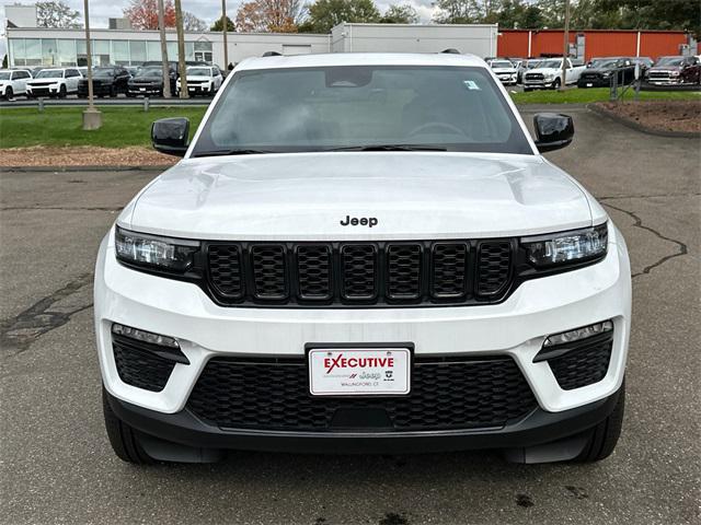 new 2025 Jeep Grand Cherokee car, priced at $49,890