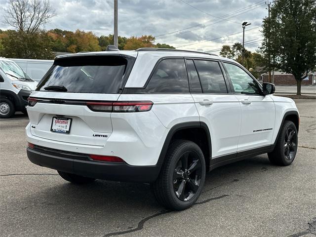 new 2025 Jeep Grand Cherokee car, priced at $49,890