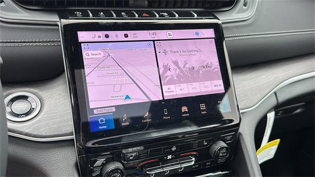 new 2025 Jeep Grand Cherokee car, priced at $49,890