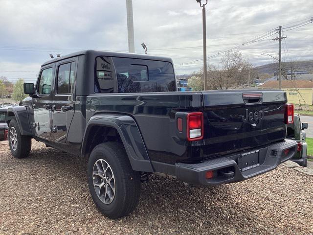 new 2024 Jeep Gladiator car, priced at $47,684