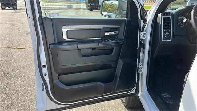 used 2022 Ram 1500 Classic car, priced at $34,978