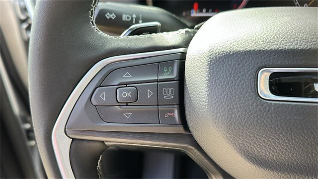 new 2025 Jeep Grand Cherokee car, priced at $41,920