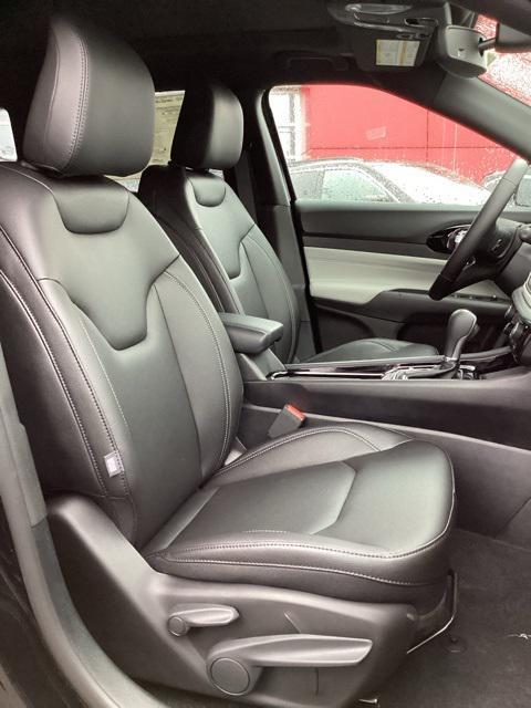 new 2025 Jeep Compass car, priced at $30,299