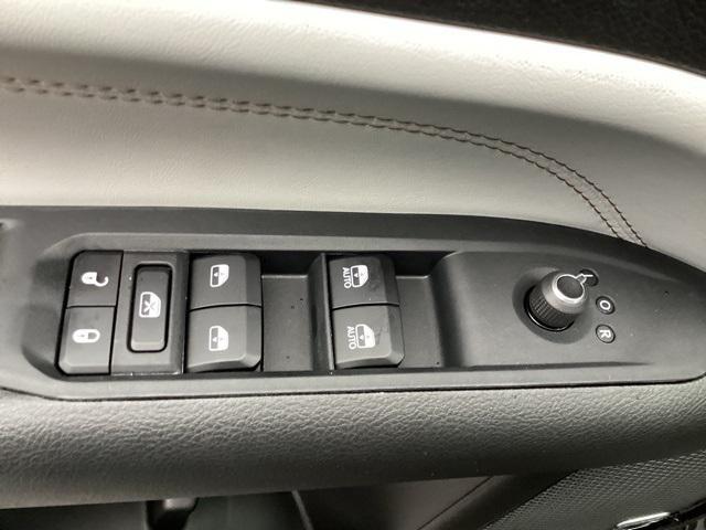 new 2025 Jeep Compass car, priced at $30,299