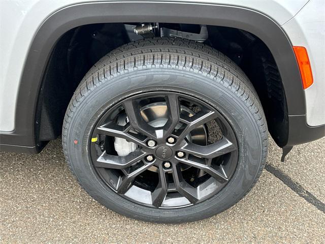 new 2025 Jeep Grand Cherokee car, priced at $51,485