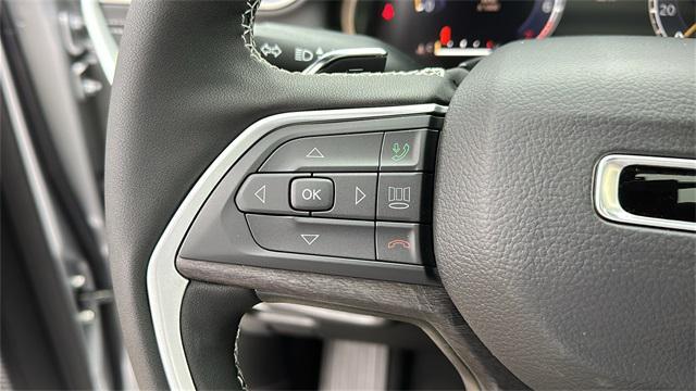 new 2025 Jeep Grand Cherokee car, priced at $51,485