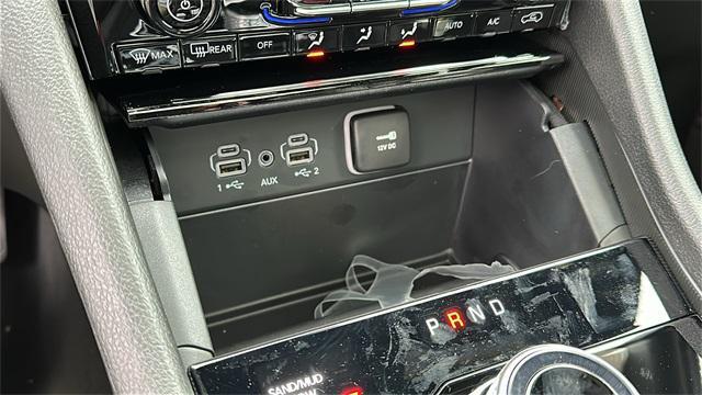 new 2025 Jeep Grand Cherokee car, priced at $51,485