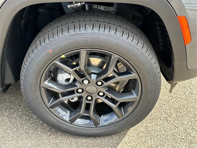 new 2025 Jeep Grand Cherokee car, priced at $51,485