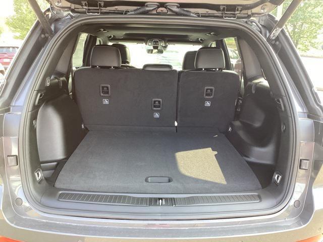 new 2025 Jeep Grand Cherokee car, priced at $43,507