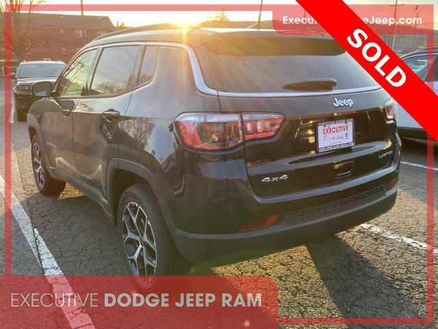 new 2025 Jeep Compass car, priced at $32,605