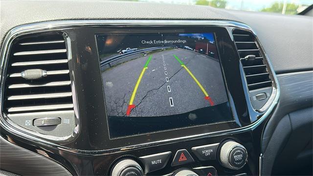 used 2022 Jeep Grand Cherokee car, priced at $27,998