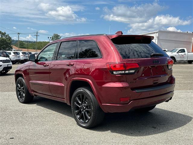 used 2022 Jeep Grand Cherokee car, priced at $27,998