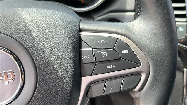 used 2022 Jeep Grand Cherokee car, priced at $27,998