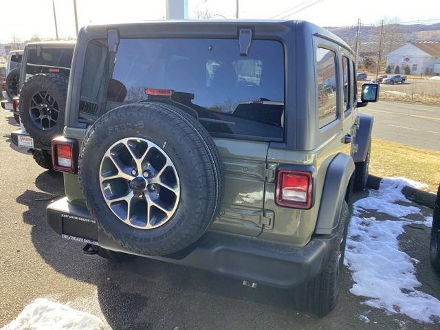 new 2025 Jeep Wrangler car, priced at $45,374