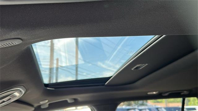 new 2025 Jeep Grand Cherokee car, priced at $38,711