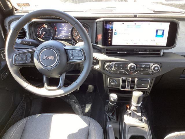 new 2025 Jeep Gladiator car, priced at $44,577