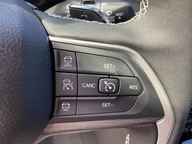 new 2025 Jeep Grand Cherokee car, priced at $45,056
