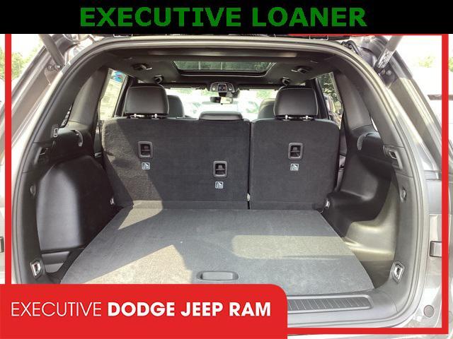 new 2025 Jeep Grand Cherokee car, priced at $46,756
