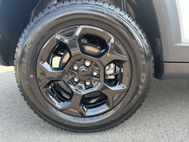 used 2024 Jeep Compass car, priced at $26,335