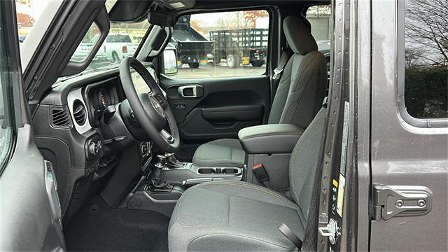 new 2026 Jeep Gladiator car, priced at $50,250