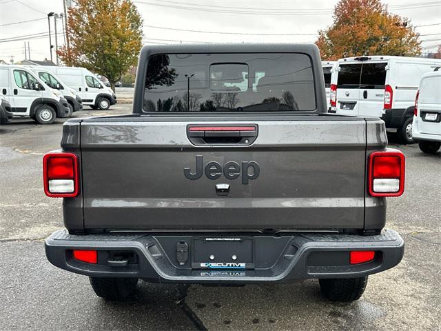 new 2026 Jeep Gladiator car, priced at $50,250