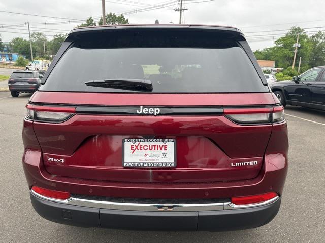 new 2025 Jeep Grand Cherokee car, priced at $46,756