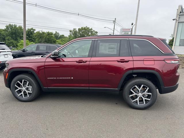 new 2025 Jeep Grand Cherokee car, priced at $46,756
