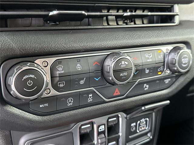new 2025 Jeep Wrangler car, priced at $55,465