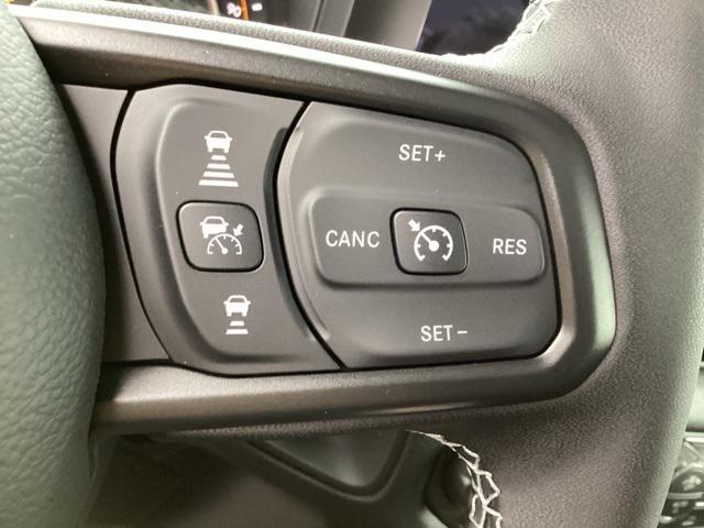 new 2025 Jeep Wrangler car, priced at $44,031