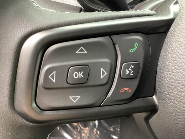 new 2025 Jeep Wrangler car, priced at $44,031