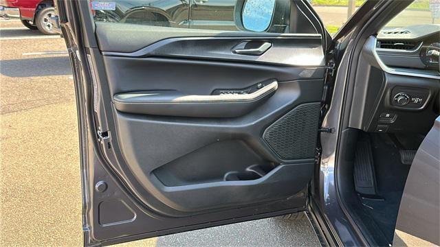 new 2025 Jeep Grand Cherokee L car, priced at $43,420